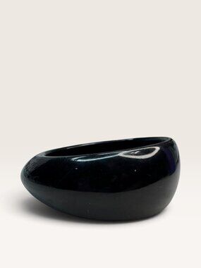 1980s Jet Black Chunky Asymmetrical Domed Tapered Bangle Bracelet 7.75"